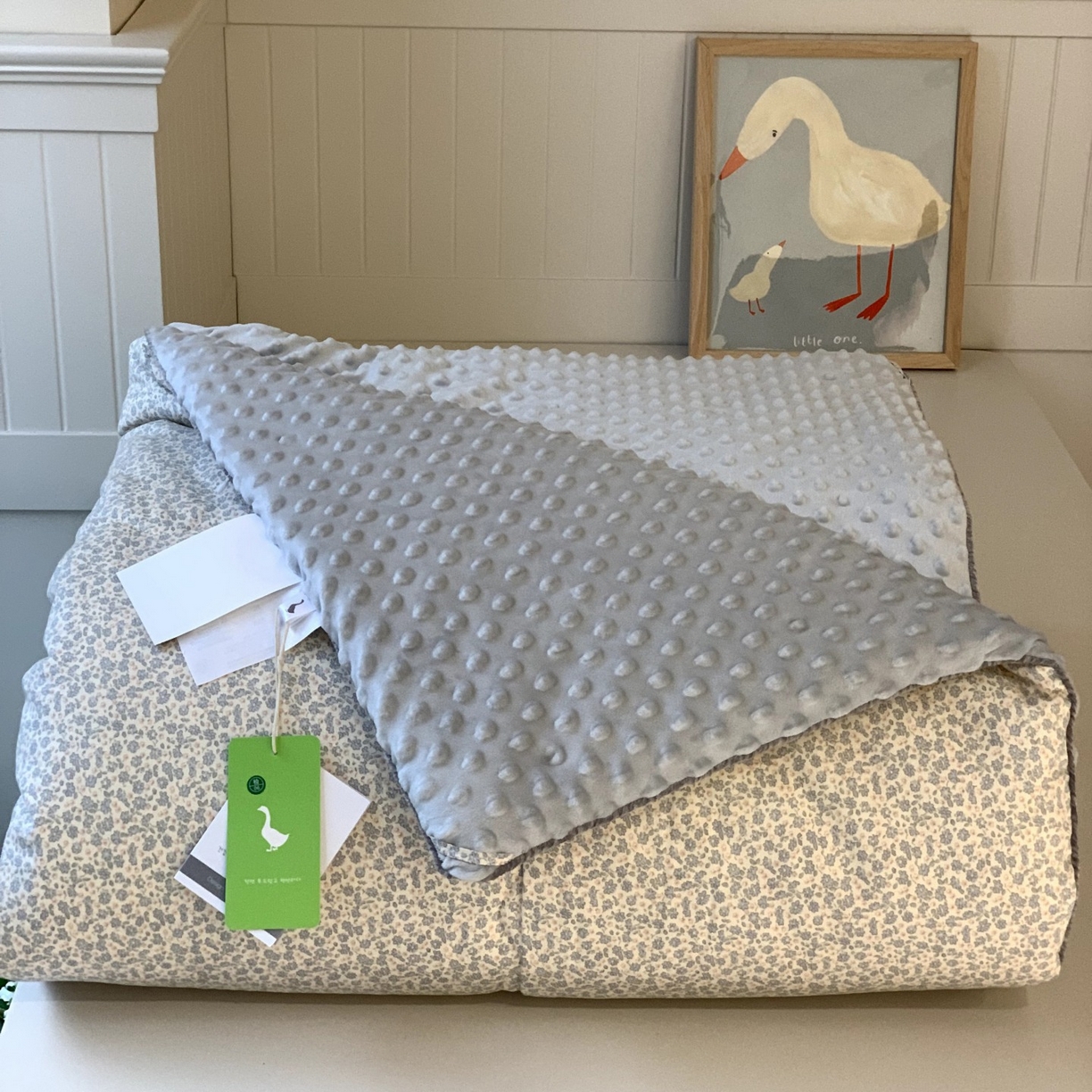 91家纺网 家纺一手货源 找家纺 汇庭 2025秋冬新款幸运豆单人春秋系列 漫步花丛