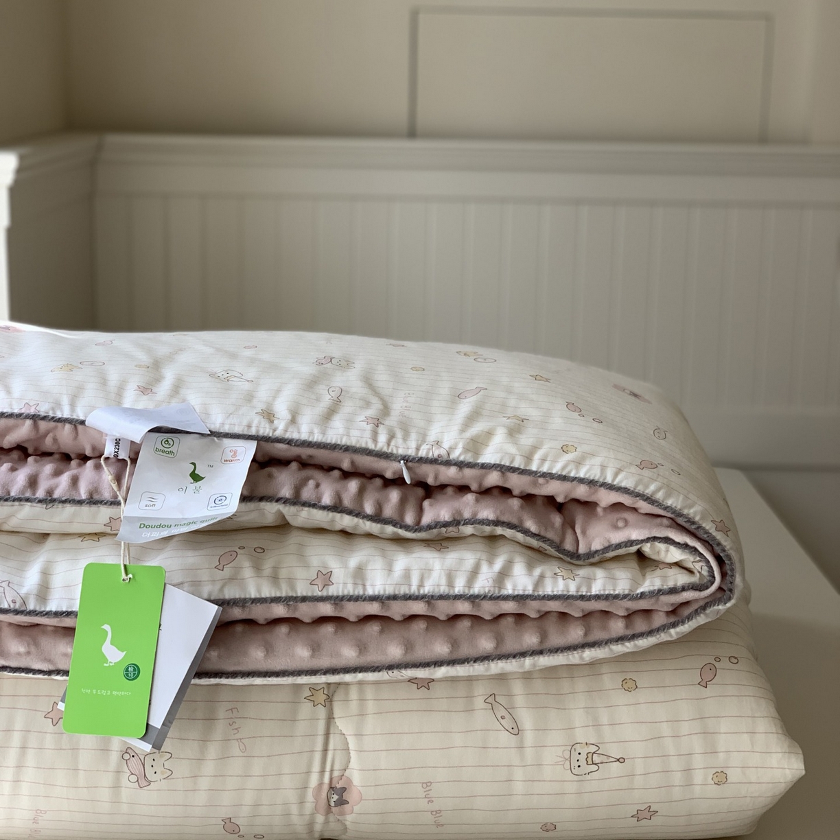 91家纺网 家纺一手货源 找家纺 汇庭 2025秋冬新款幸运豆单人春秋系列 小鱼儿粉