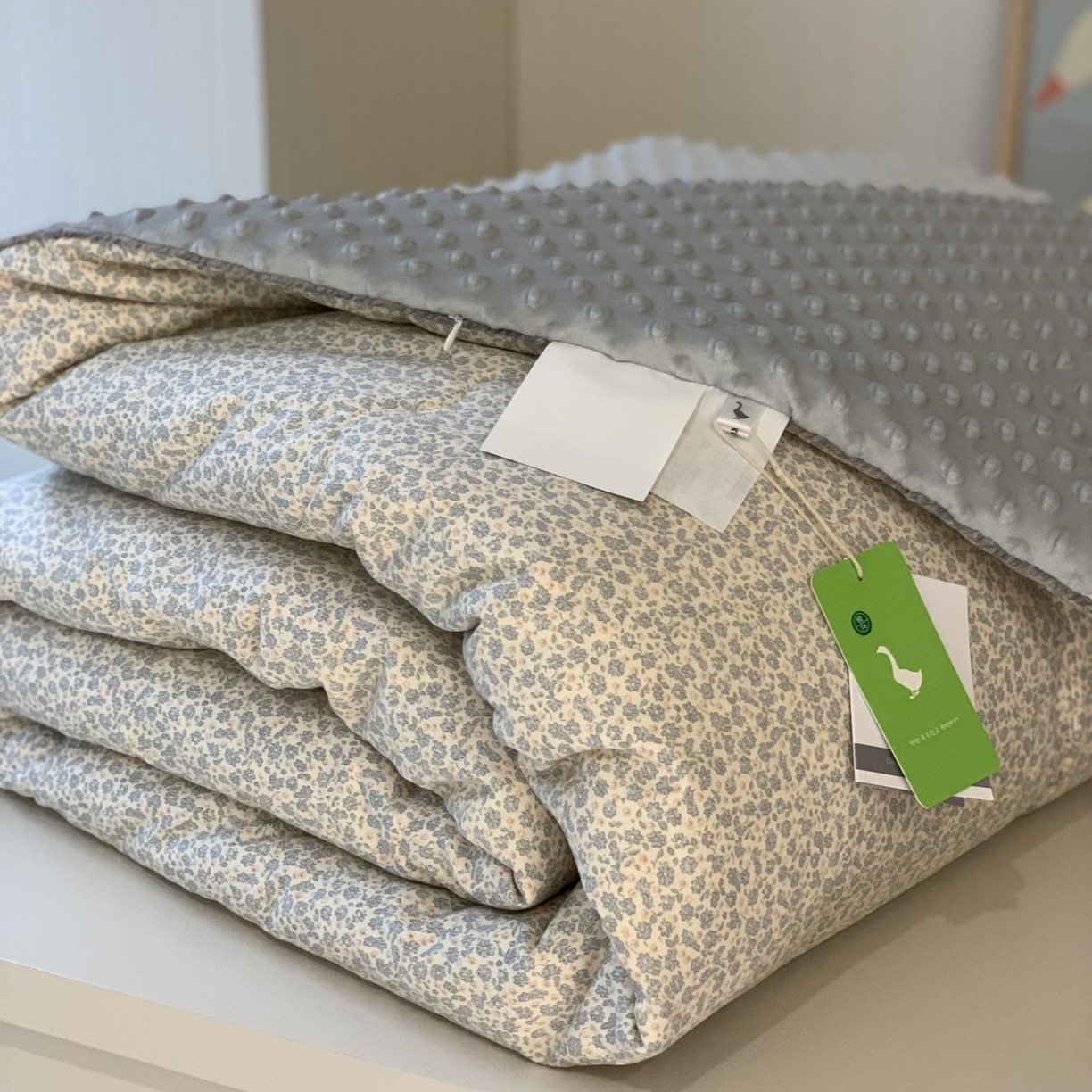 91家纺网 家纺一手货源 找家纺 汇庭 2025秋冬新款幸运豆单人春秋系列 漫步花丛