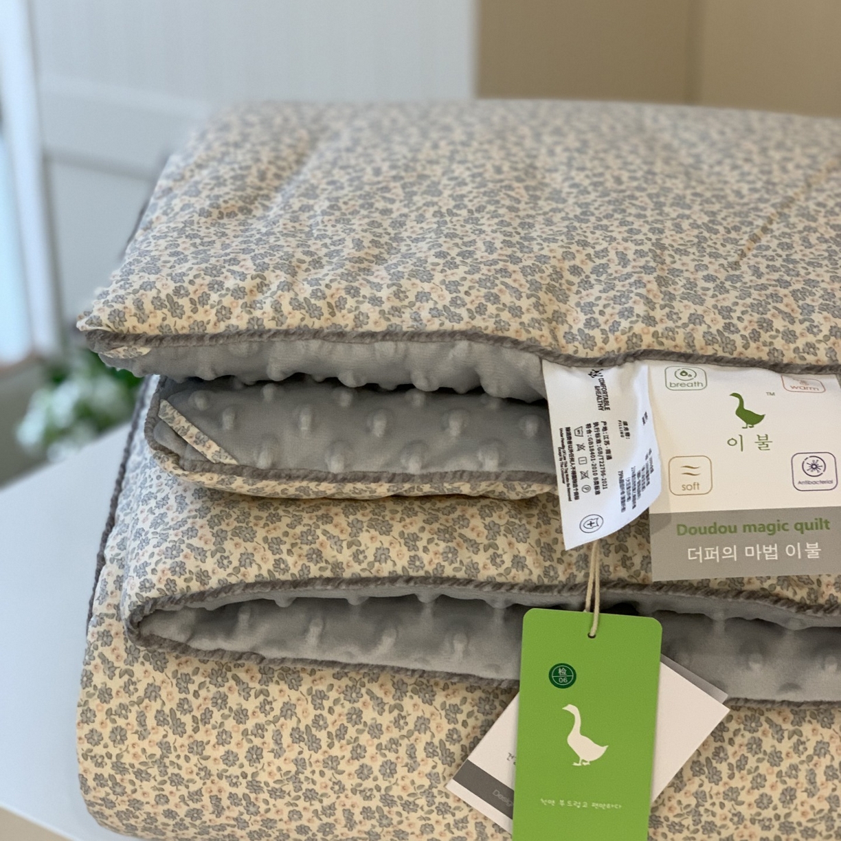 91家纺网 家纺一手货源 找家纺 汇庭 2025秋冬新款幸运豆单人春秋系列 漫步花丛