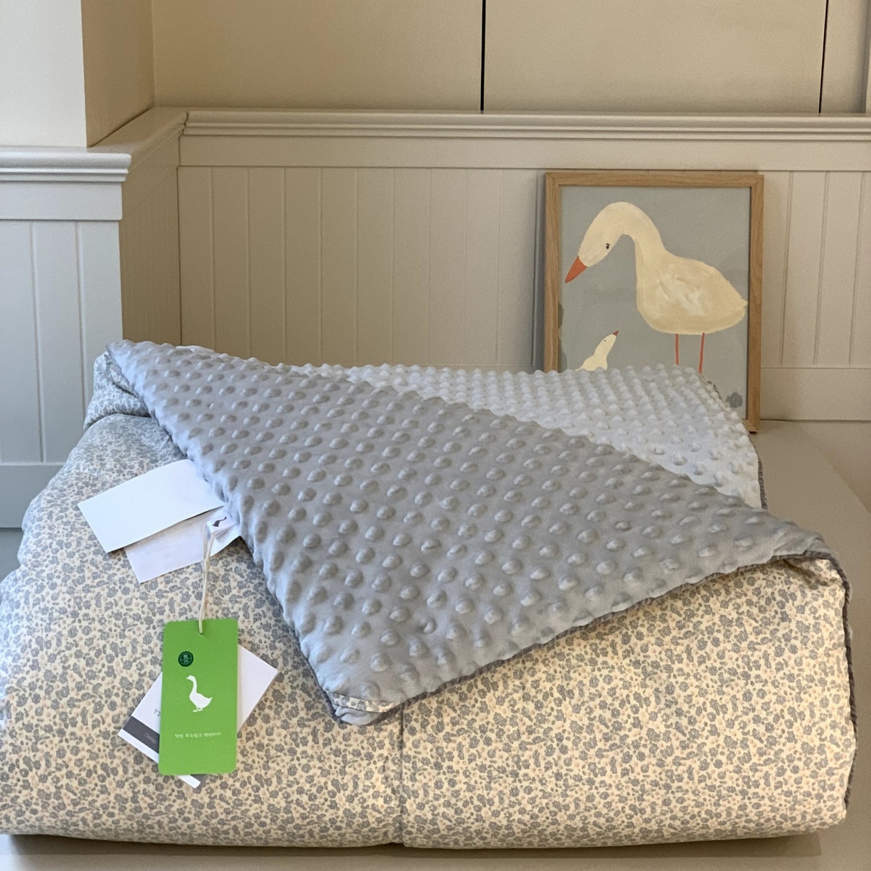 91家纺网 家纺一手货源 找家纺 汇庭 2025秋冬新款幸运豆单人春秋系列 漫步花丛