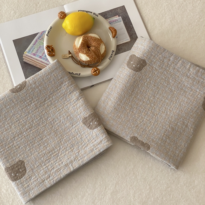 91家纺网 家纺一手货源 找家纺 麻依 2025新款安心棉纱布枕套全棉四层纱布枕套 小熊格格