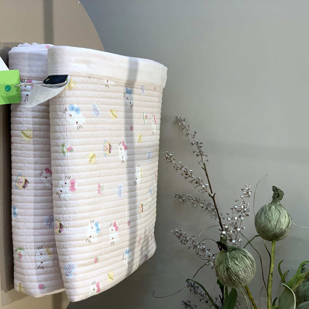 91家纺网 家纺一手货源 找家纺 汇庭 2025秋冬新款纱布绒单品床盖系列 猫猫成员