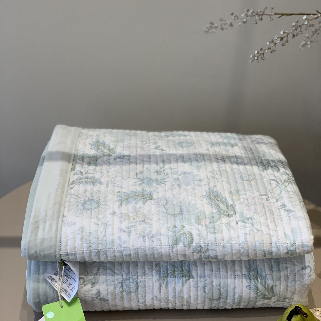 91家纺网 家纺一手货源 找家纺 汇庭 2025秋冬新款纱布绒单品床盖系列 富华绿