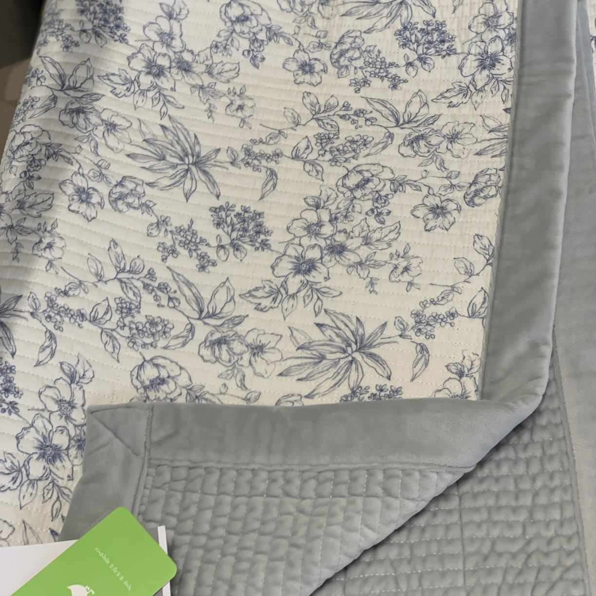 91家纺网 家纺一手货源 找家纺 汇庭 2025秋冬新款纱布绒单品床盖系列 富华蓝