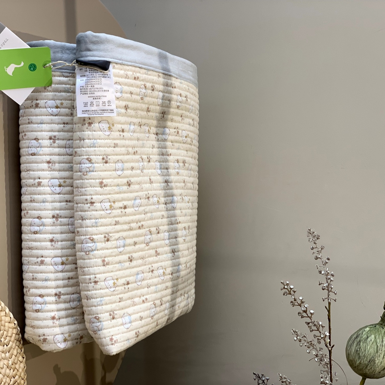 91家纺网 家纺一手货源 找家纺 汇庭 2025秋冬新款纱布绒单品床盖系列 奶糕