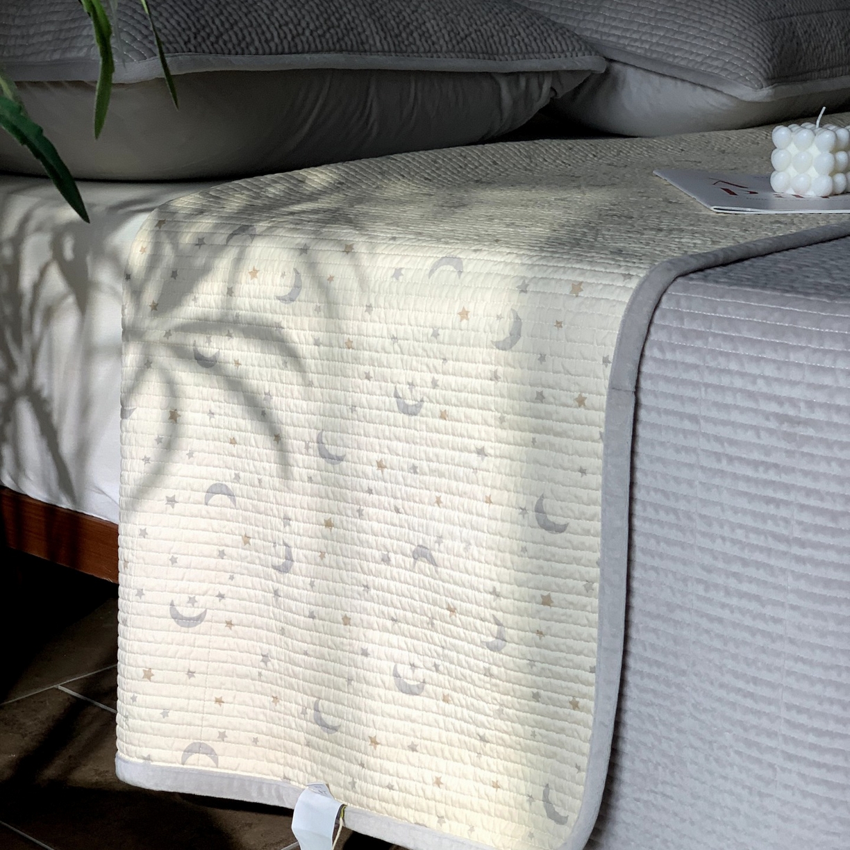 91家纺网 家纺一手货源 找家纺 汇庭 2025秋冬新款绒绒单品床盖系列 月光星