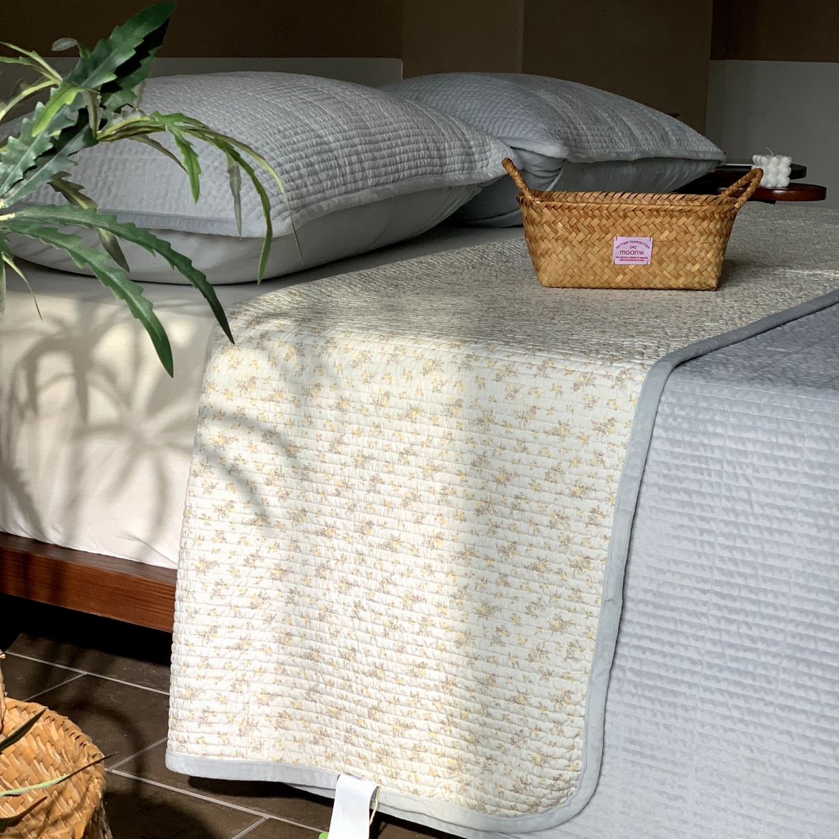 91家纺网 家纺一手货源 找家纺 汇庭 2025秋冬新款绒绒单品床盖系列 梦影兰