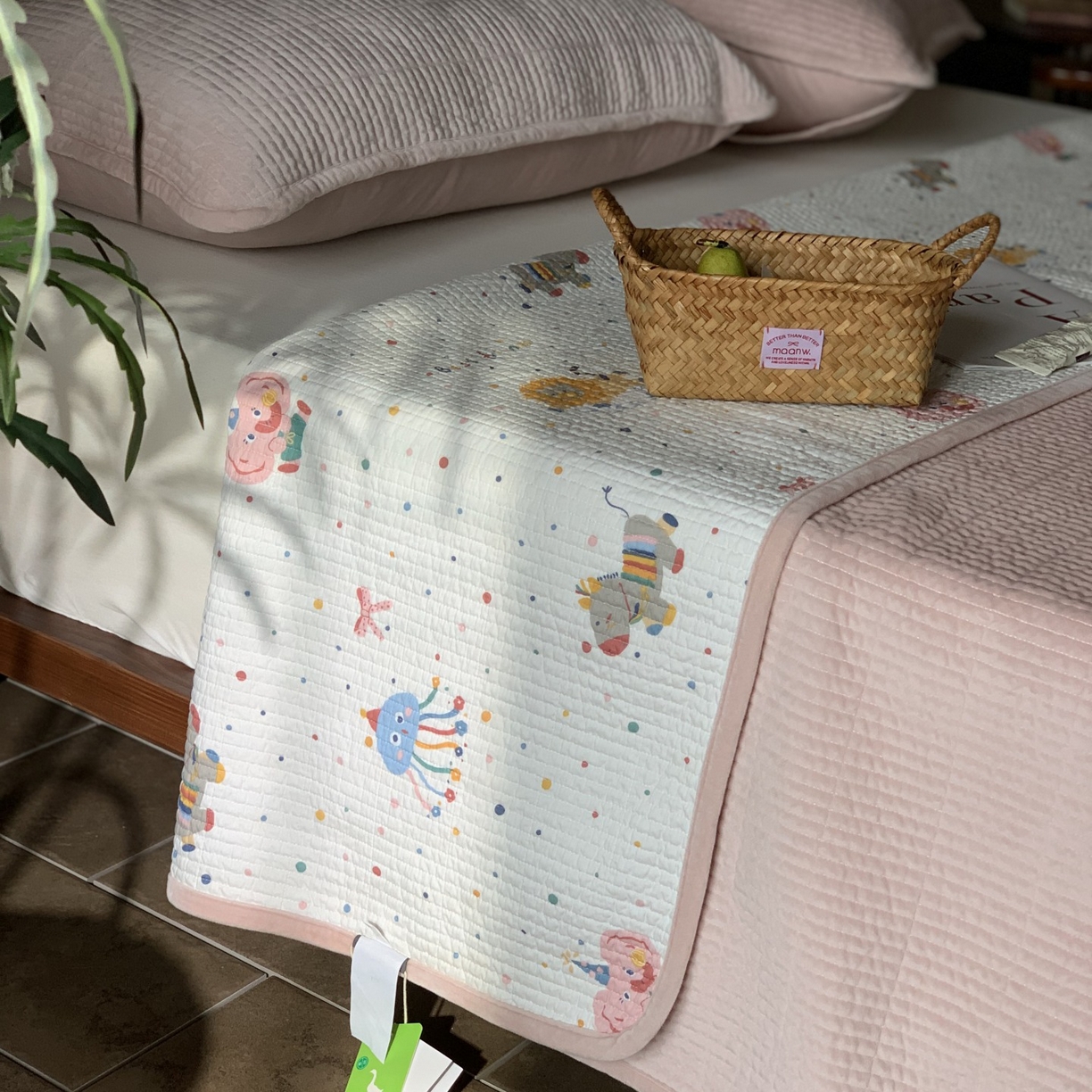 91家纺网 家纺一手货源 找家纺 汇庭 2025秋冬新款绒绒单品床盖系列 章鱼小丸子