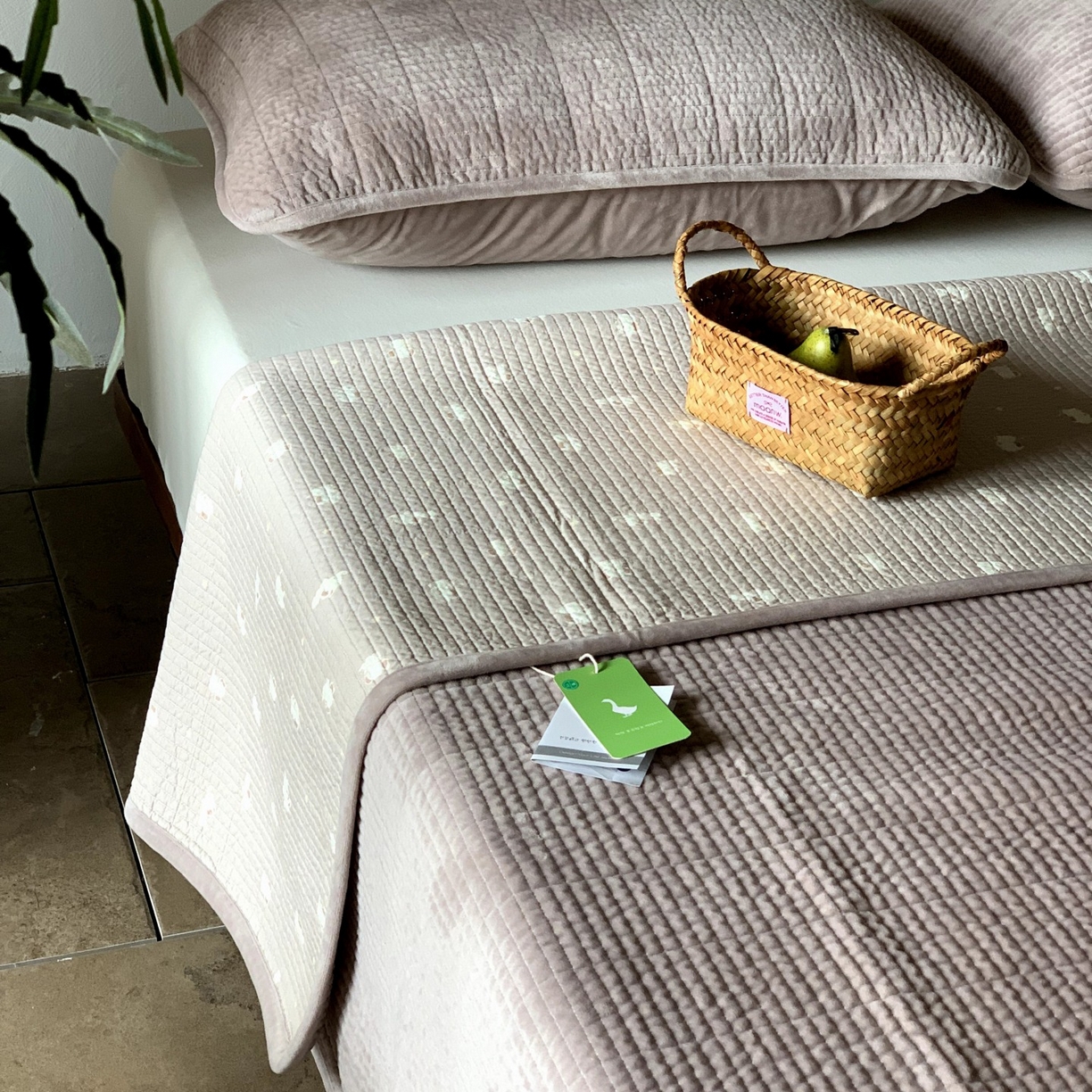 91家纺网 家纺一手货源 找家纺 （总）汇庭 2025秋冬新款绒绒单品床盖系列