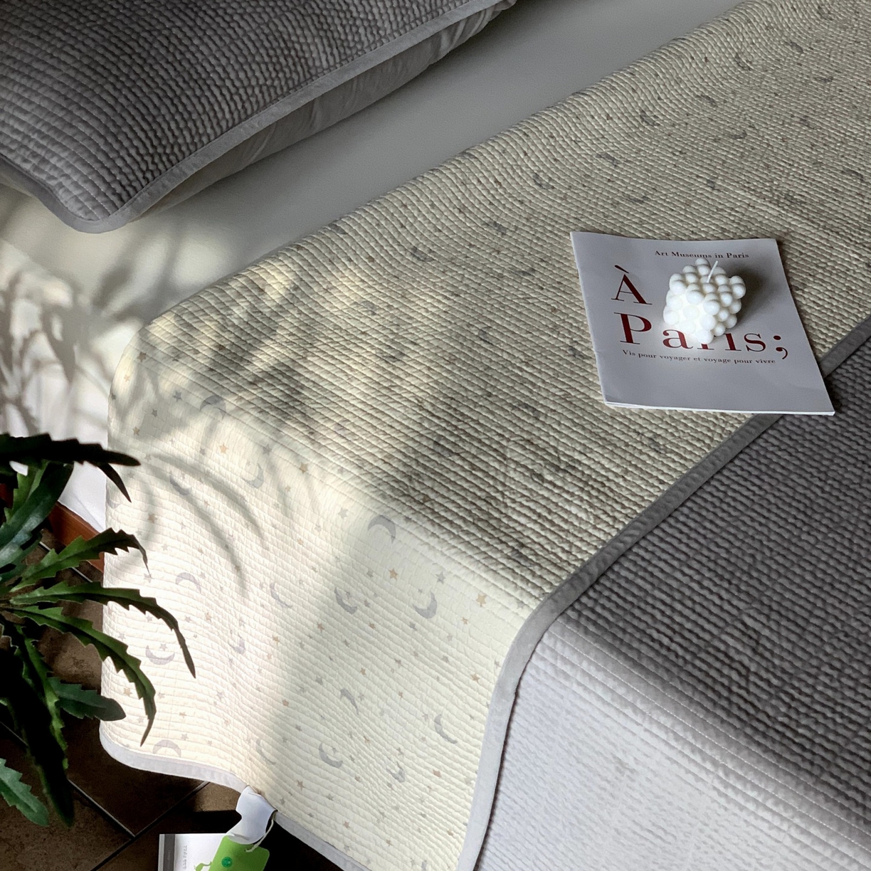 91家纺网 家纺一手货源 找家纺 汇庭 2025秋冬新款绒绒单品床盖系列 月光星