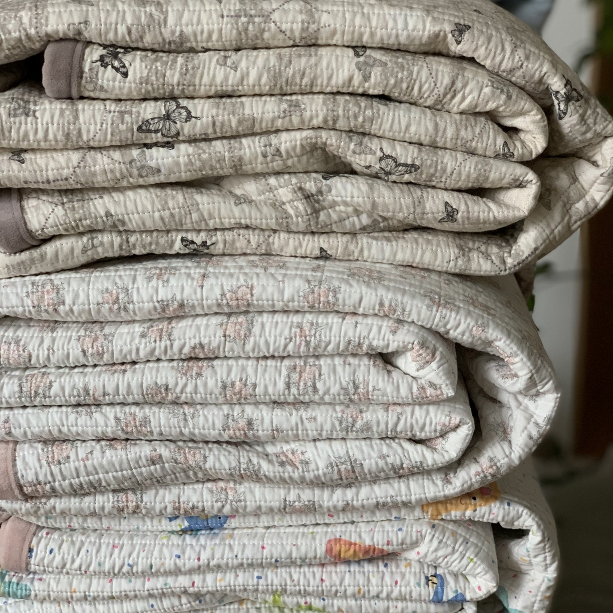 91家纺网 家纺一手货源 找家纺 （总）汇庭 2025秋冬新款绒绒单品床盖系列