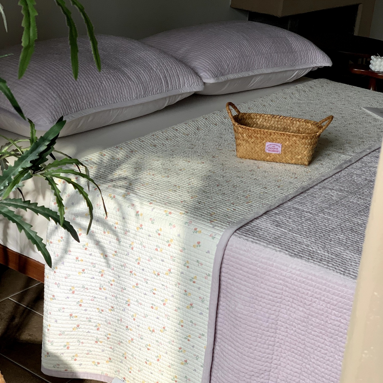 91家纺网 家纺一手货源 找家纺 汇庭 2025秋冬新款绒绒单品床盖系列 阳光小花