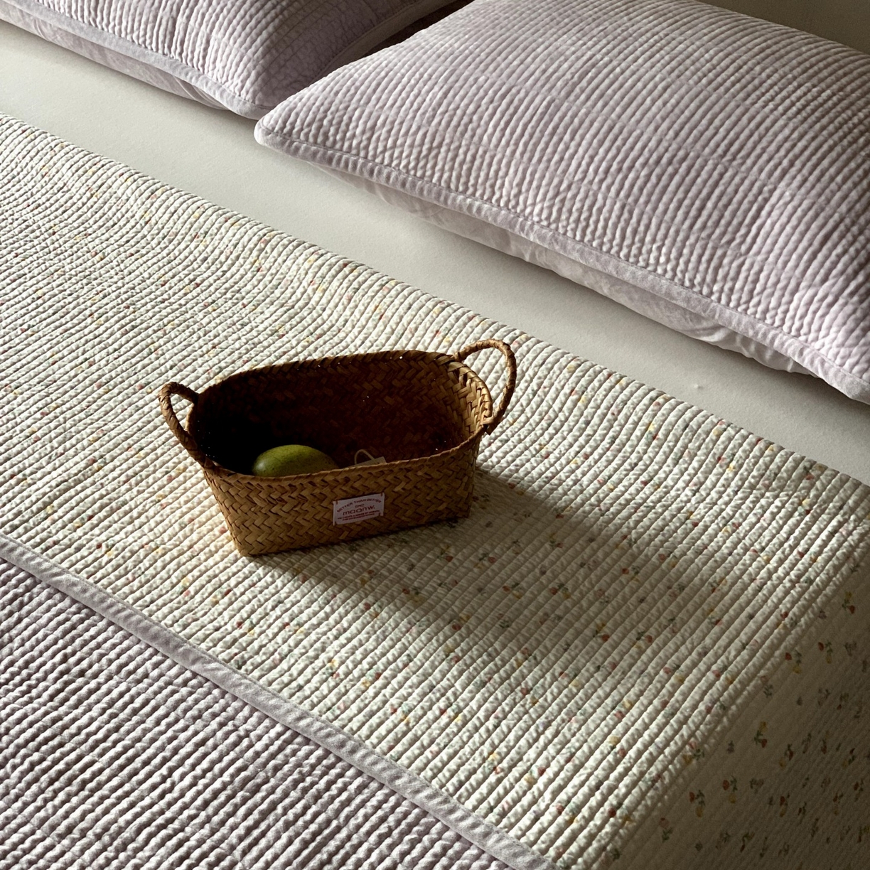 91家纺网 家纺一手货源 找家纺 汇庭 2025秋冬新款绒绒单品床盖系列 阳光小花