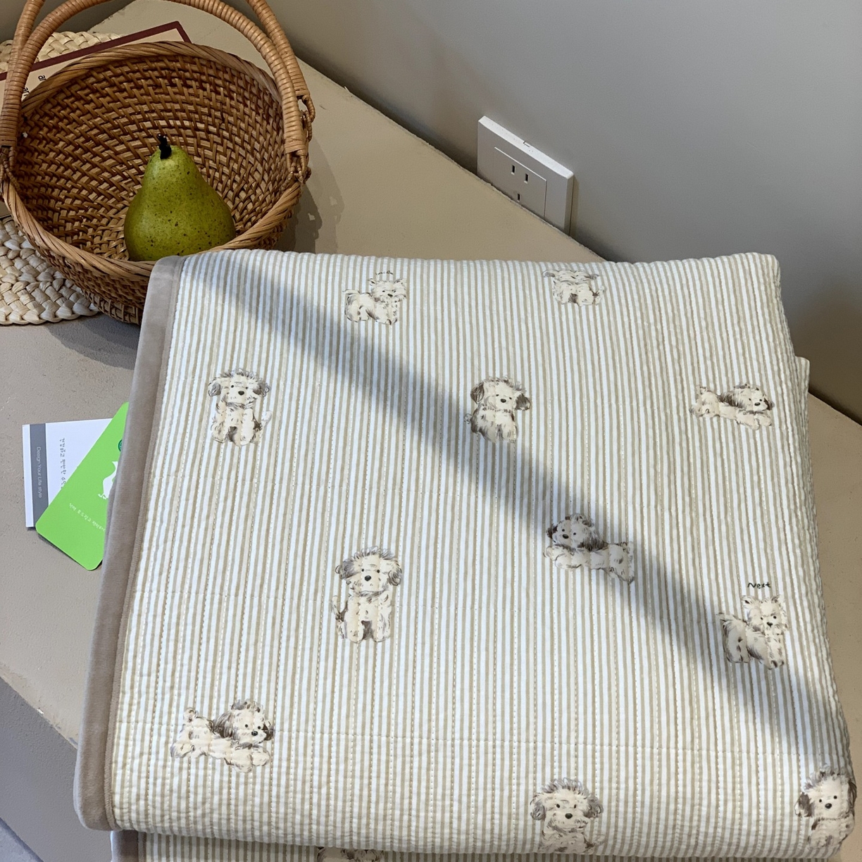 91家纺网 家纺一手货源 找家纺 汇庭 2025秋冬新款绒绒单品床盖系列 雪球狗