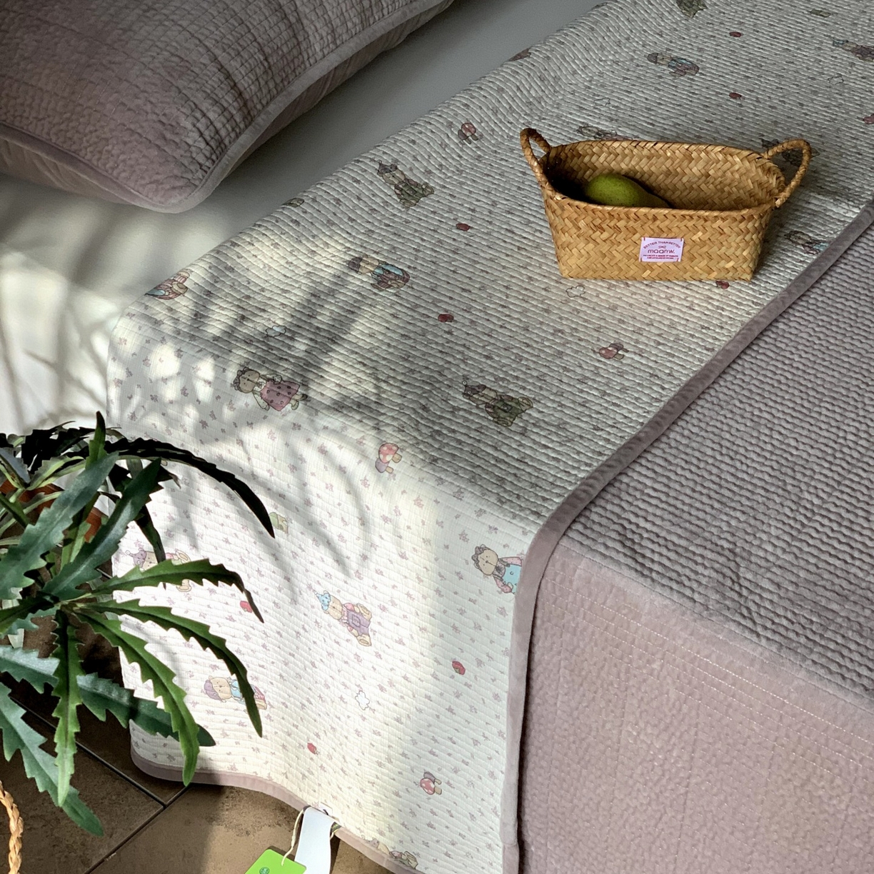 91家纺网 家纺一手货源 找家纺 汇庭 2025秋冬新款绒绒单品床盖系列 熊公主