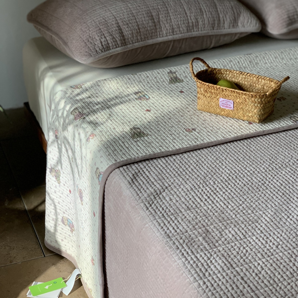 91家纺网 家纺一手货源 找家纺 汇庭 2025秋冬新款绒绒单品床盖系列 熊公主