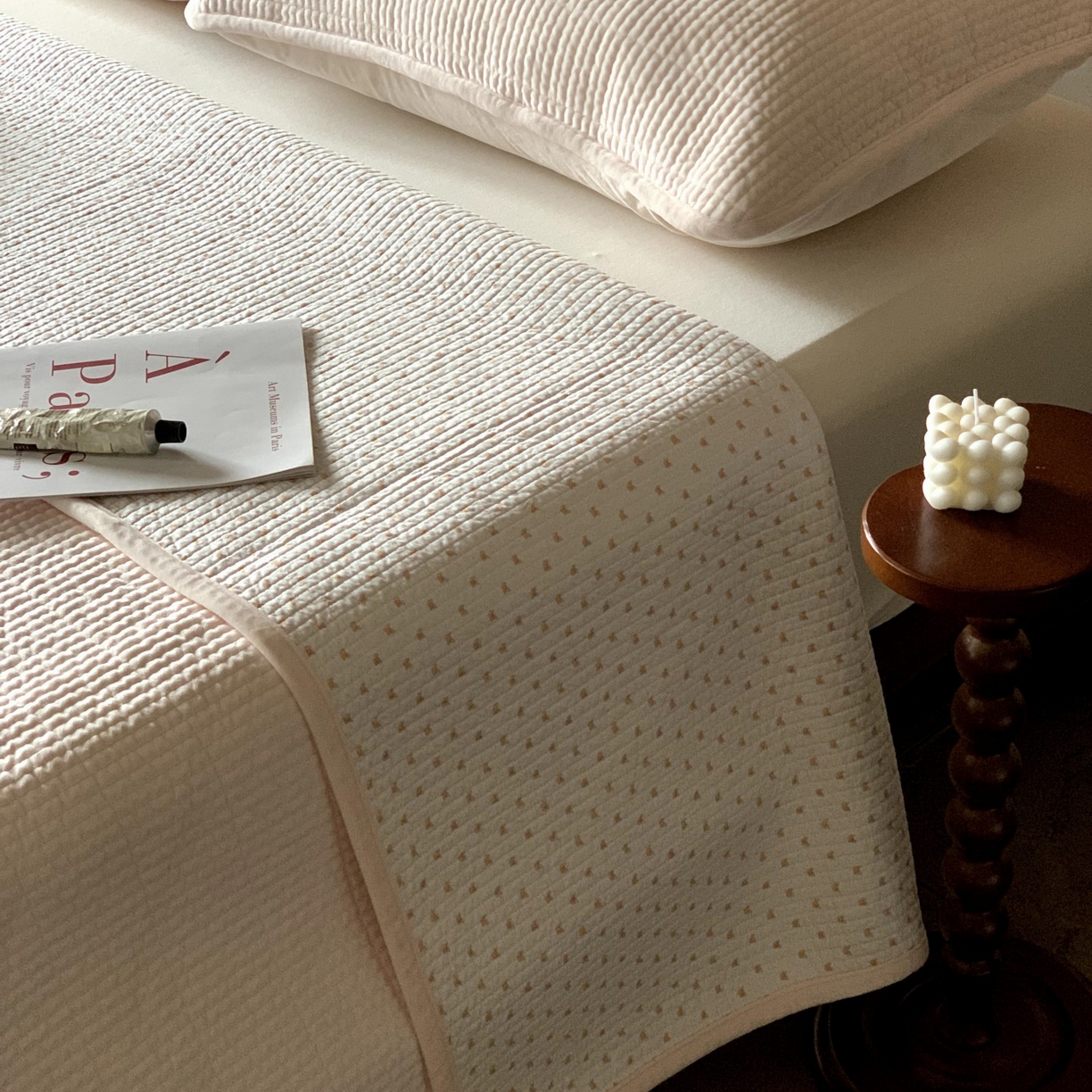 91家纺网 家纺一手货源 找家纺 汇庭 2025秋冬新款绒绒单品床盖系列 荞麦