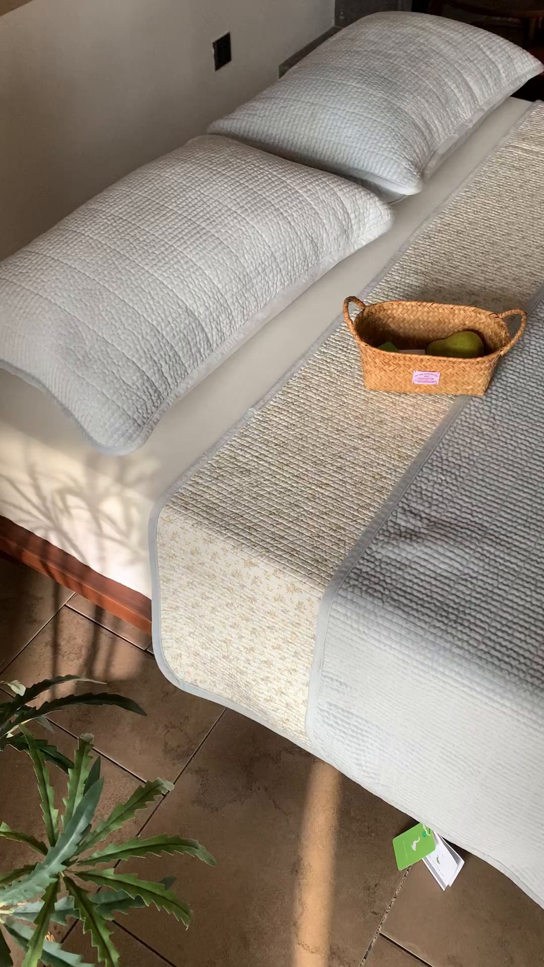 91家纺网 家纺一手货源 找家纺 汇庭 2025秋冬新款绒绒单品床盖系列 梦影兰