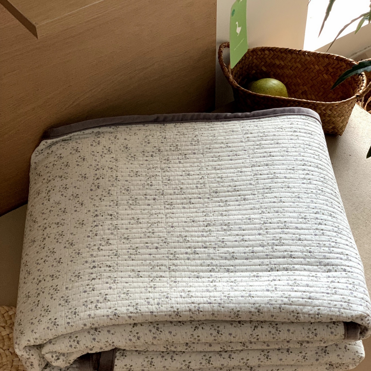 91家纺网 家纺一手货源 找家纺 汇庭 2025秋冬新款绒绒单品床盖系列 紫梦境