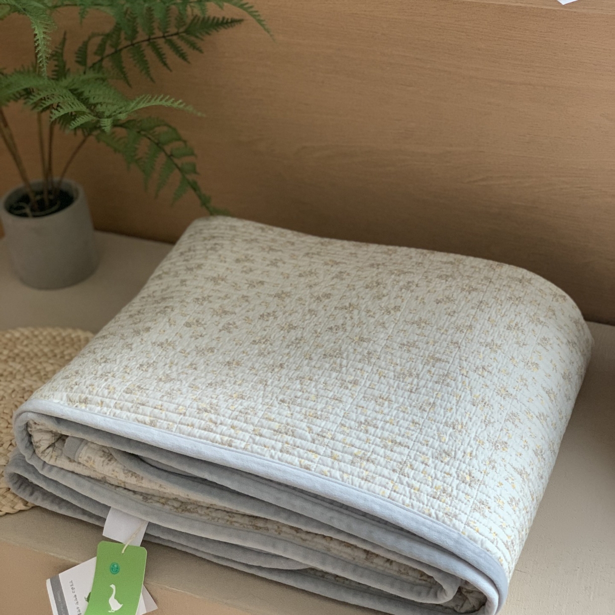 91家纺网 家纺一手货源 找家纺 （总）汇庭 2025秋冬新款绒绒单品床盖系列