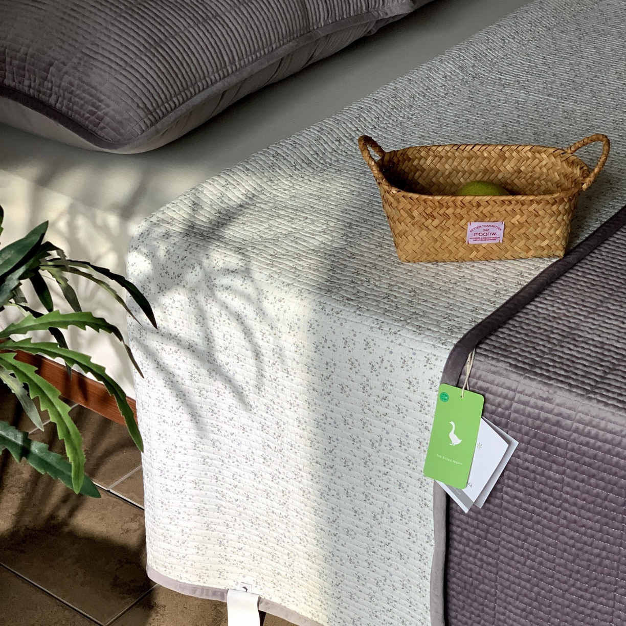 91家纺网 家纺一手货源 找家纺 汇庭 2025秋冬新款绒绒单品床盖系列 紫梦境