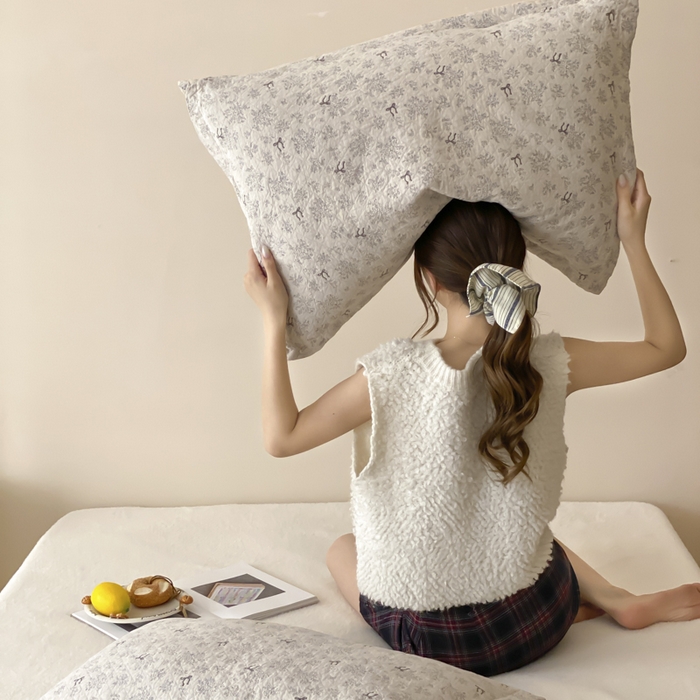 91家纺网 家纺一手货源 找家纺 麻依 2025新款安心棉纱布枕套全棉四层纱布枕套 雪漫