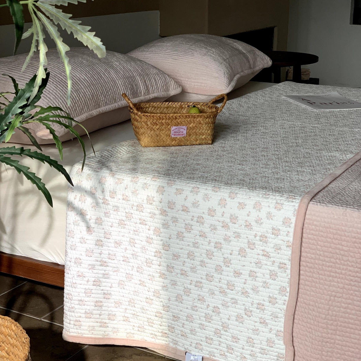 91家纺网 家纺一手货源 找家纺 汇庭 2025秋冬新款绒绒单品床盖系列 梦娜