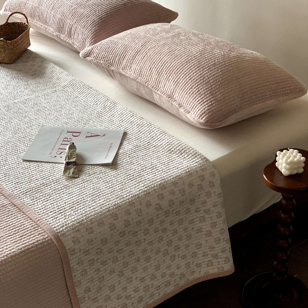 91家纺网 家纺一手货源 找家纺 汇庭 2025秋冬新款绒绒单品床盖系列 梦娜