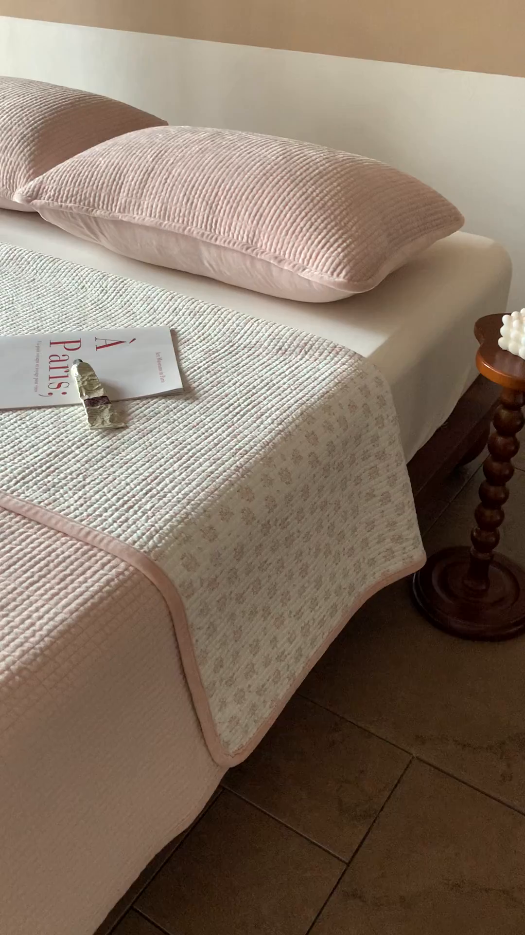 91家纺网 家纺一手货源 找家纺 汇庭 2025秋冬新款绒绒单品床盖系列 梦娜