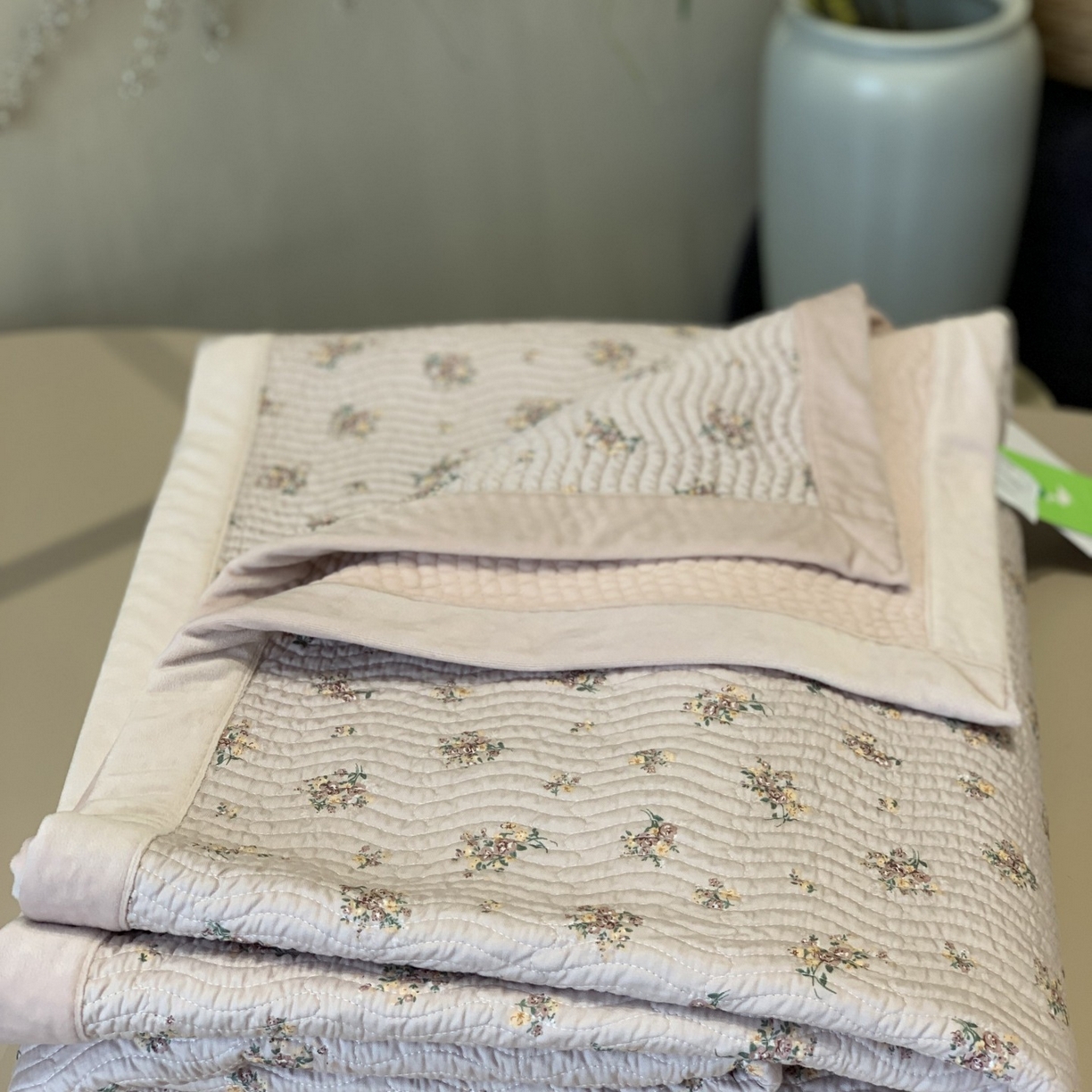 91家纺网 家纺一手货源 找家纺 汇庭 2025秋冬新款卡司绒单品床盖系列 美丽思