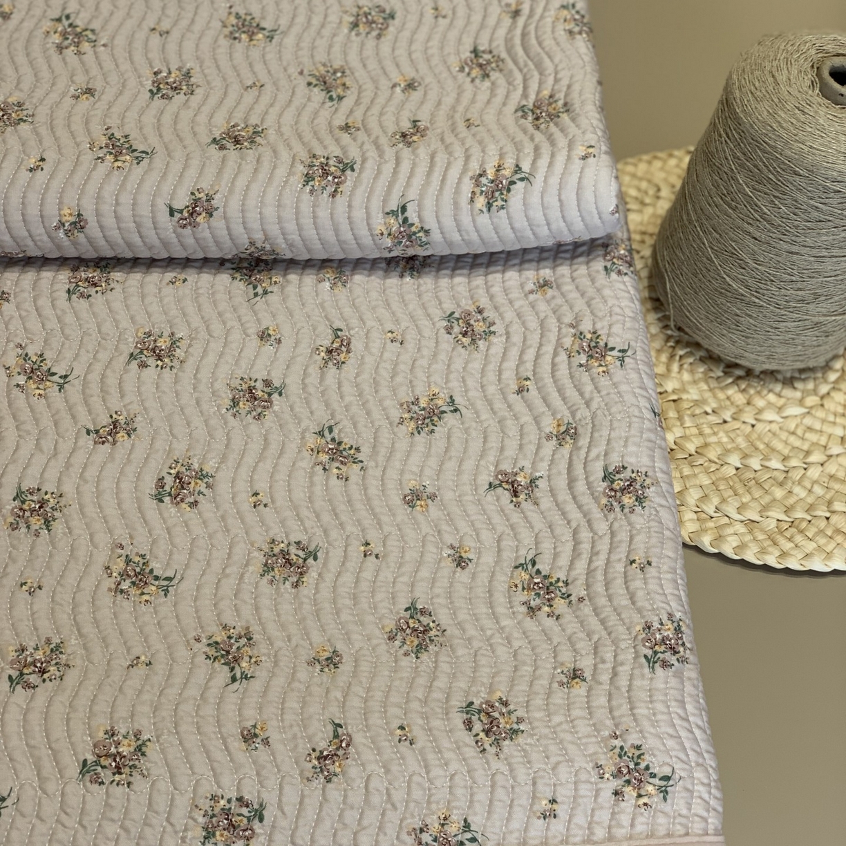 91家纺网 家纺一手货源 找家纺 汇庭 2025秋冬新款卡司绒单品床盖系列 美丽思