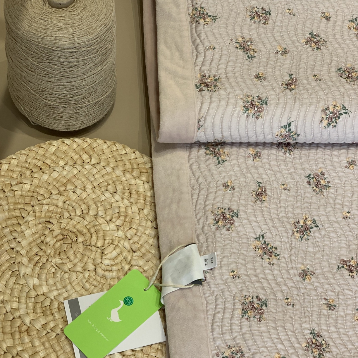 91家纺网 家纺一手货源 找家纺 汇庭 2025秋冬新款卡司绒单品床盖系列 美丽思