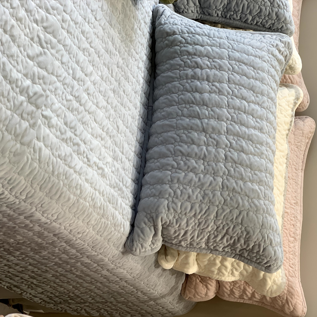 91家纺网 家纺一手货源 找家纺 汇庭 2025秋冬新款海洋星床盖三件套系列 蓝色