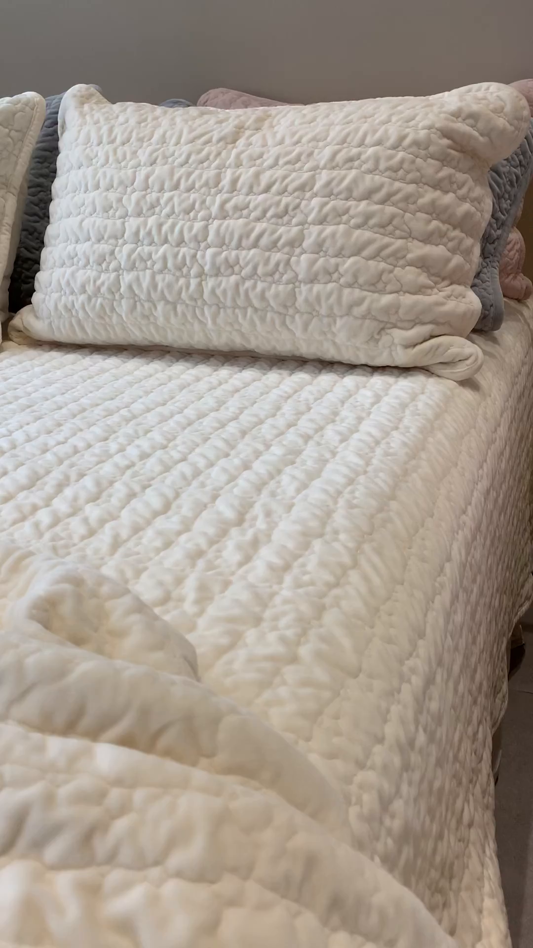 91家纺网 家纺一手货源 找家纺 汇庭 2025秋冬新款海洋星床盖三件套系列 白色