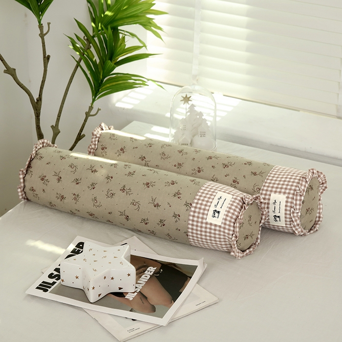 91家纺网 家纺一手货源 找家纺 明星枕业 2025新款全棉护颈椎圆柱枕双层纱布糖果枕头荞麦颈椎枕芯 组合图仅供展示不可下单