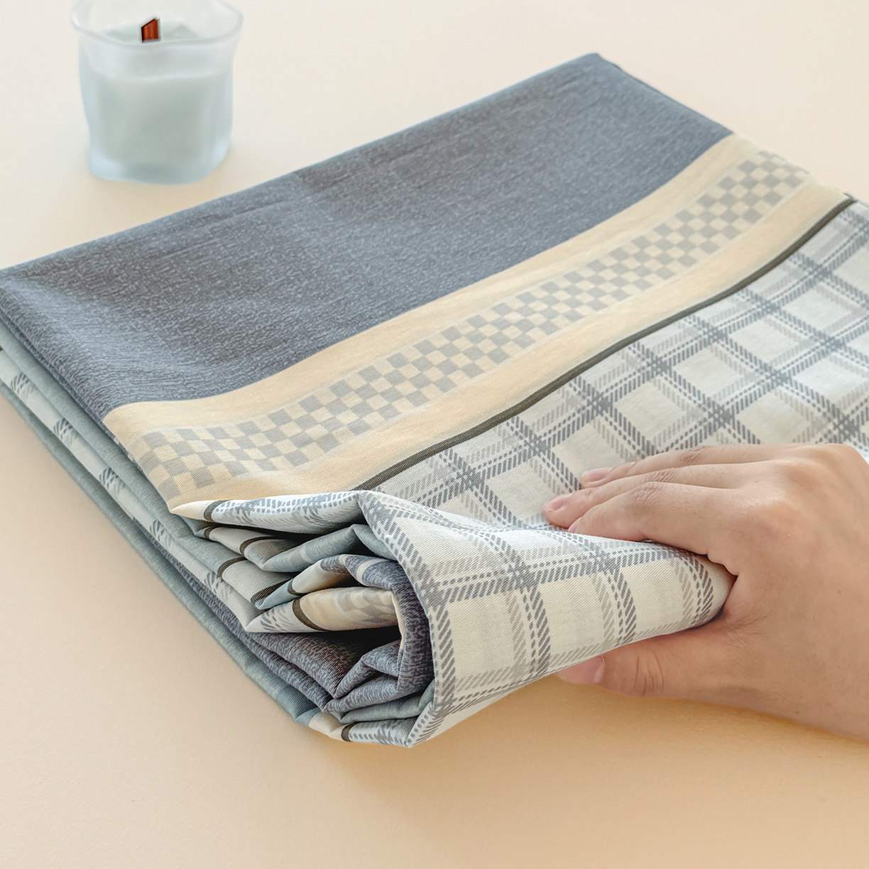 91家纺网 家纺一手货源 找家纺 尚帛 2026新款全棉品质喷气印花爆款四件套 多规格套件 单品系列-单枕套 爱之艺术-灰