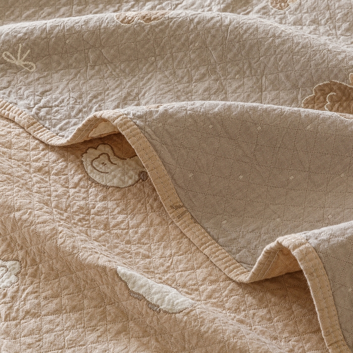 91家纺网 家纺一手货源 找家纺 麻依 2025新款安心棉床盖三件全棉四层纱布床单 可爱鸭鸭