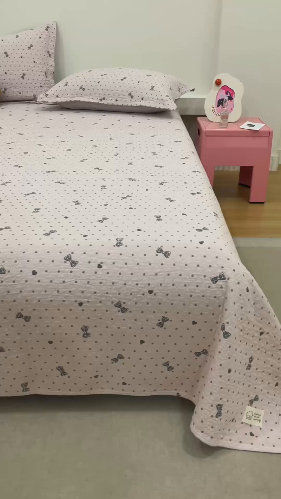 91家纺网 家纺一手货源 找家纺 麻依 2025新款安心棉床盖三件全棉四层纱布床单 心心领结