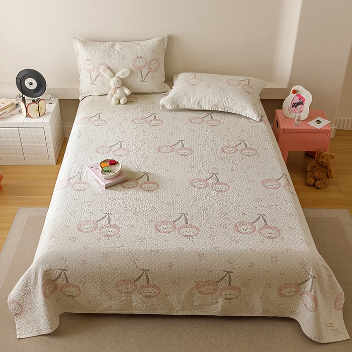 91家纺网 家纺一手货源 找家纺 麻依 2025新款安心棉床盖三件全棉四层纱布床单 樱桃兔猫