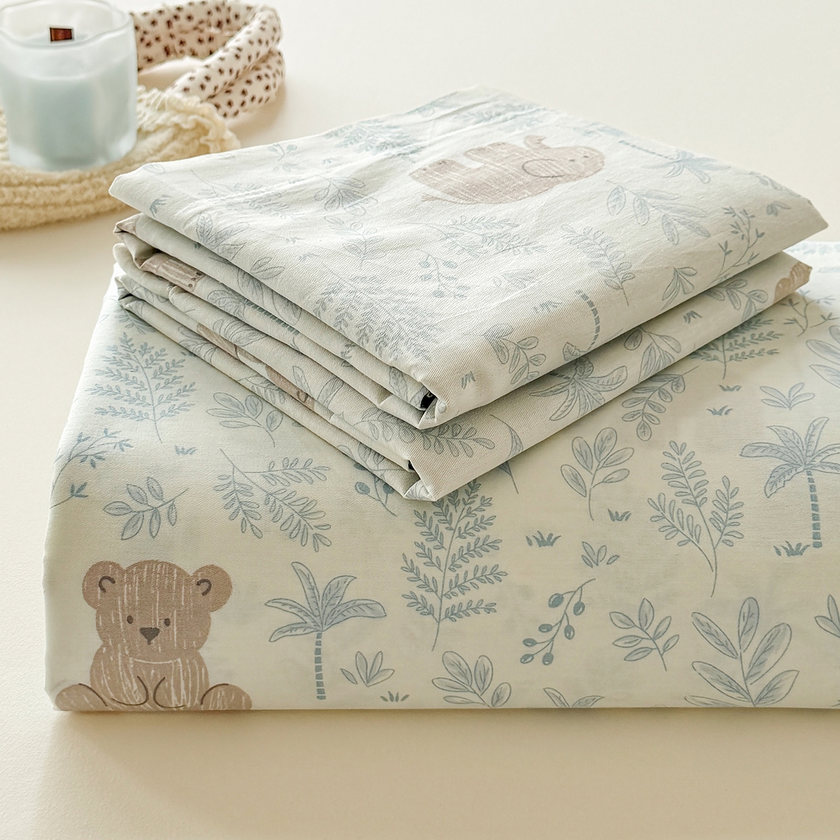 91家纺网 家纺一手货源 找家纺 尚帛 2026新款全棉品质喷气印花爆款四件套 多规格套件 单品系列-单枕套 森林小镇-兰