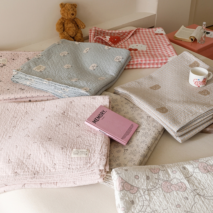 91家纺网 家纺一手货源 找家纺 麻依 2025新款安心棉床盖三件全棉四层纱布床单 组合