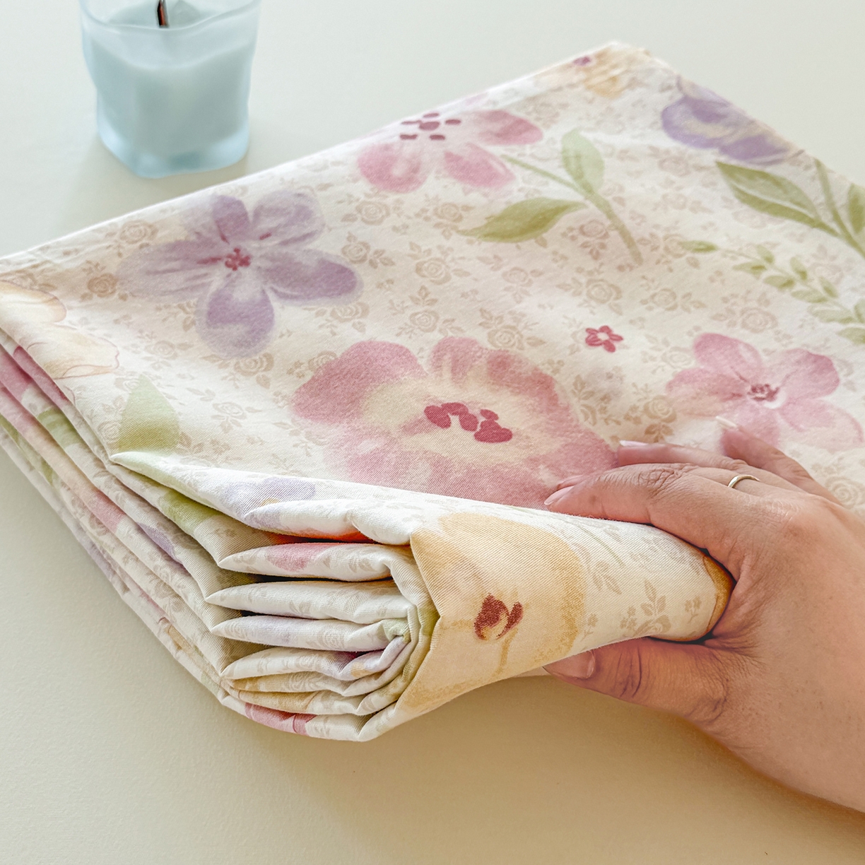 91家纺网 家纺一手货源 找家纺 尚帛 2026新款全棉品质喷气印花爆款四件套 多规格套件 单品系列-单枕套 甜心花朵