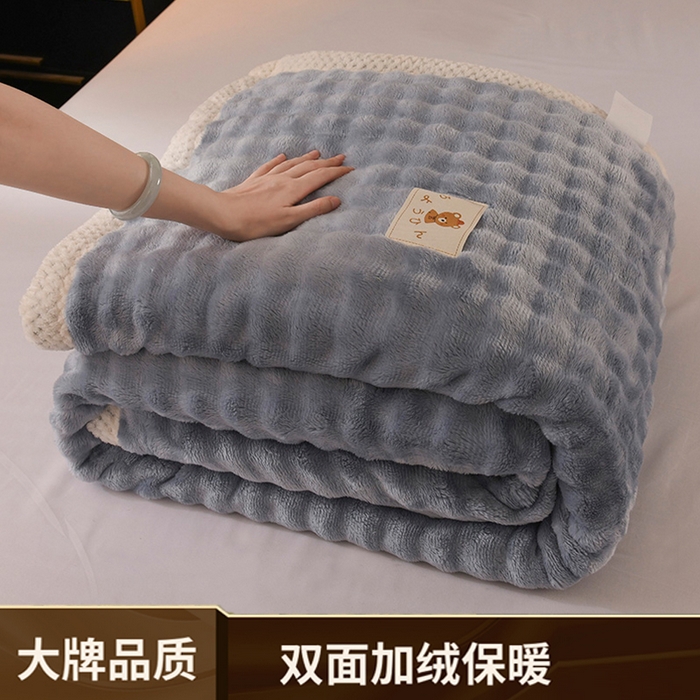 91家纺网 家纺一手货源 找家纺 （总）yyds网供 2025新款仿兔绒毛毯子超柔毛绒毯面包格高克重盖毯沙发毯冬季兔绒格
