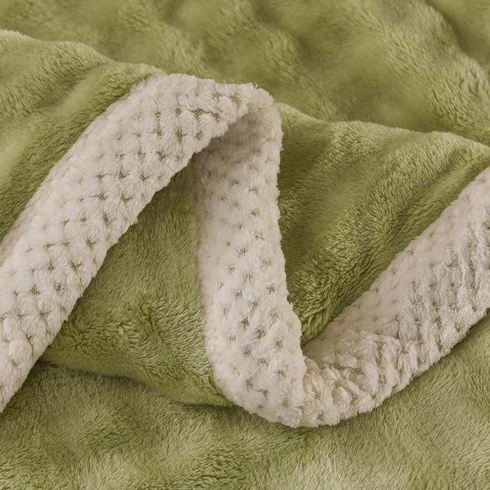 91家纺网 家纺一手货源 找家纺 yyds网供 2025新款仿兔绒毛毯子超柔毛绒毯面包格高克重盖毯沙发毯冬季兔绒格 兔绒格-茶绿-风格二