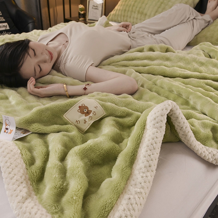 91家纺网 家纺一手货源 找家纺 yyds网供 2025新款仿兔绒毛毯子超柔毛绒毯面包格高克重盖毯沙发毯冬季兔绒格 兔绒格-茶绿-风格二