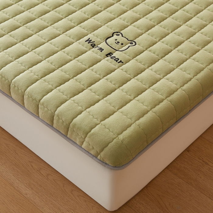 91家纺网 家纺一手货源 找家纺 （总）喜她床垫 2025新款保暖牛奶绒抗压棉床垫（专版烫画）