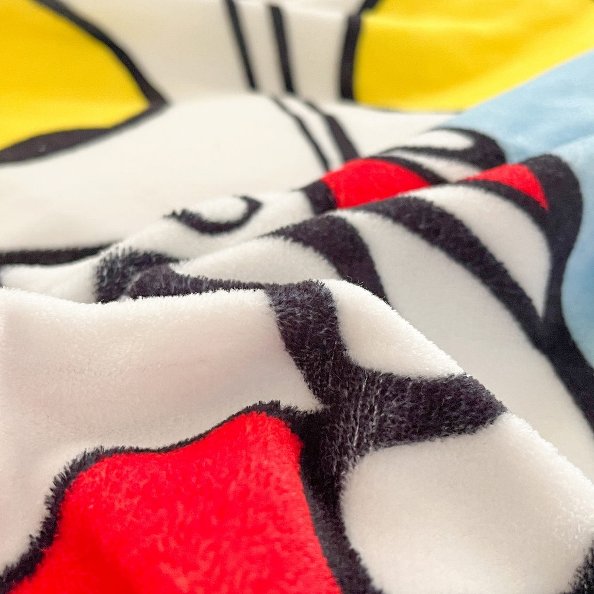 91家纺网 家纺一手货源 找家纺 蘭菲家纺 2025新款奥特曼牛奶绒四件套 奥特曼-发呆