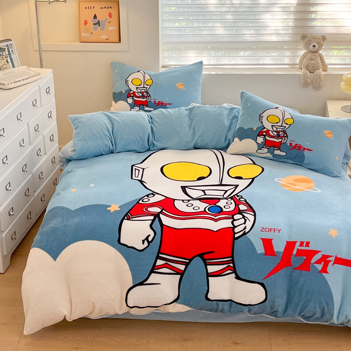 91家纺网 家纺一手货源 找家纺 蘭菲家纺 2025新款奥特曼牛奶绒四件套 奥特曼-发呆