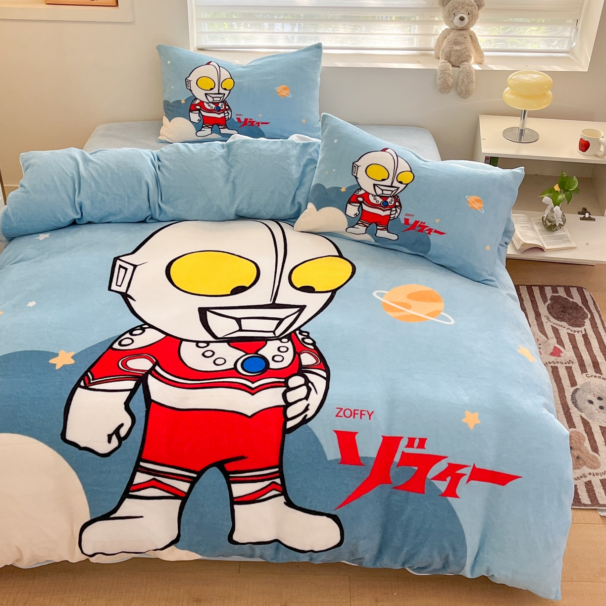 91家纺网 家纺一手货源 找家纺 蘭菲家纺 2025新款奥特曼牛奶绒四件套 奥特曼-发呆